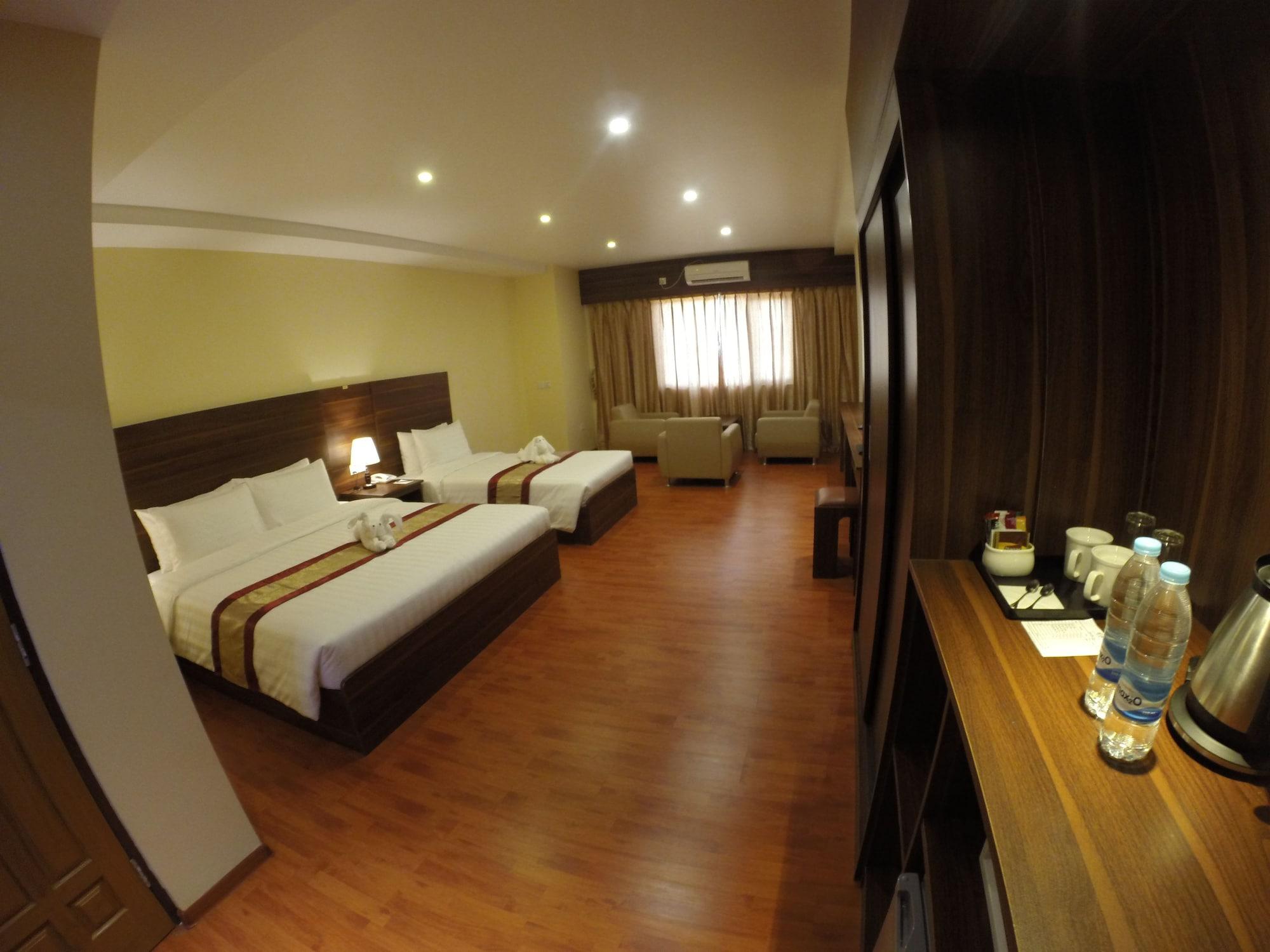 Silver Green Hotel Rangun Zewnętrze zdjęcie
