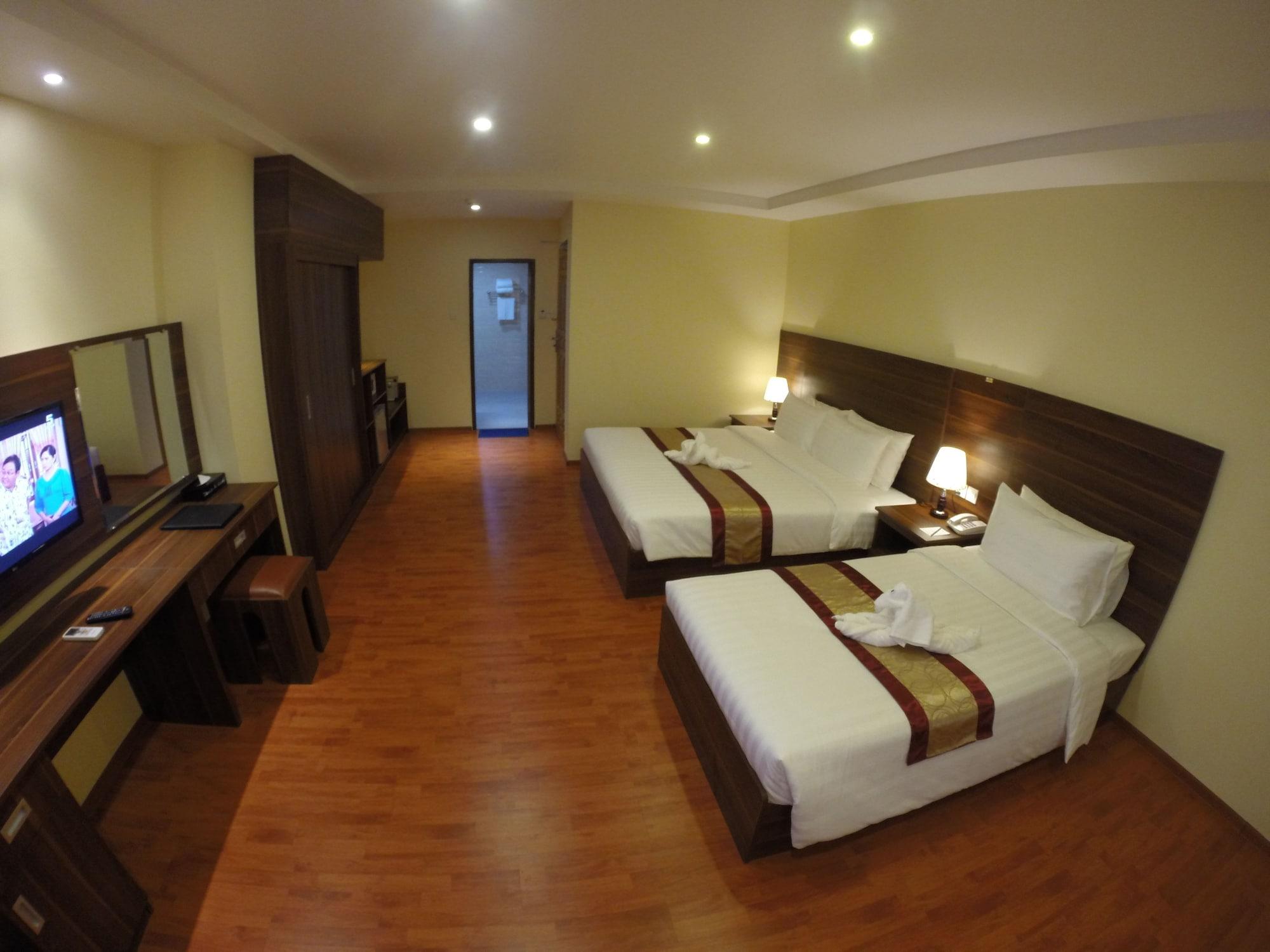 Silver Green Hotel Rangun Zewnętrze zdjęcie
