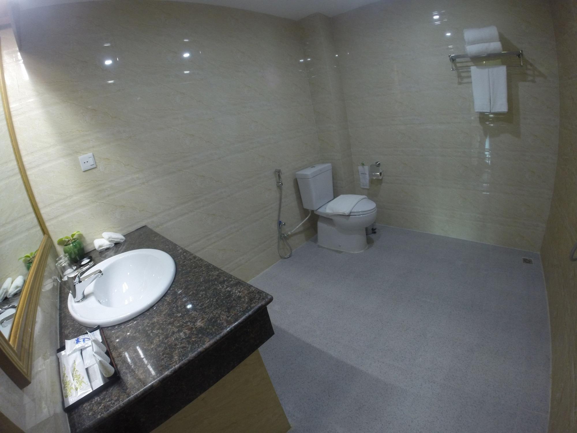 Silver Green Hotel Rangun Zewnętrze zdjęcie