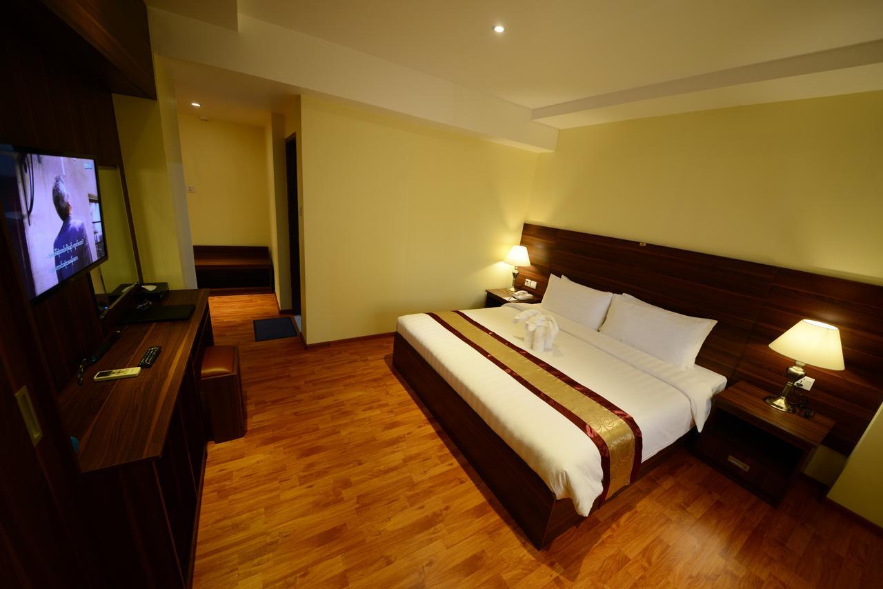 Silver Green Hotel Rangun Zewnętrze zdjęcie
