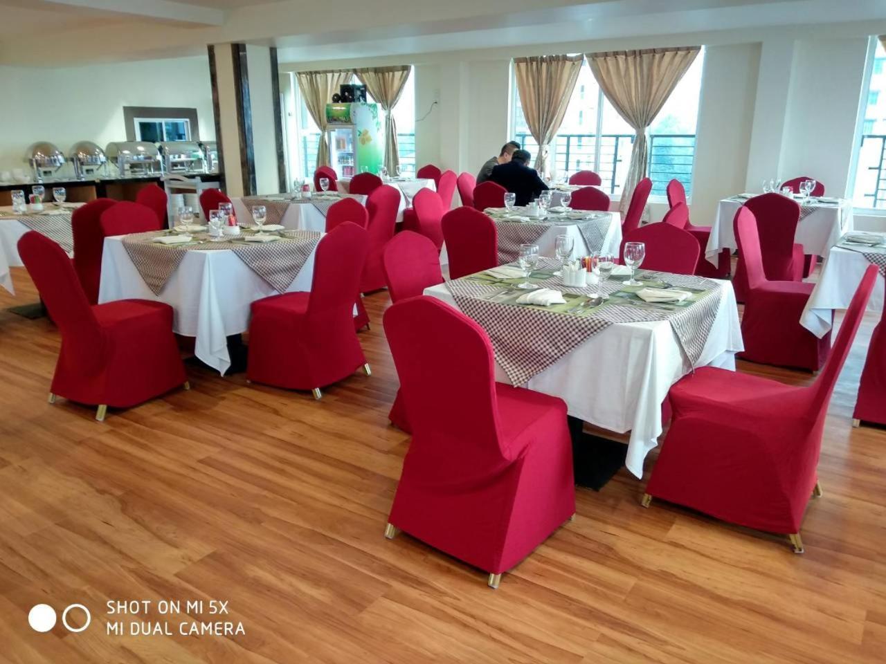 Silver Green Hotel Rangun Zewnętrze zdjęcie